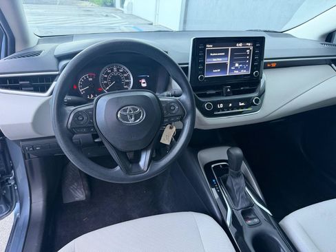 Used 2021 Toyota Corolla LE FWD image 14