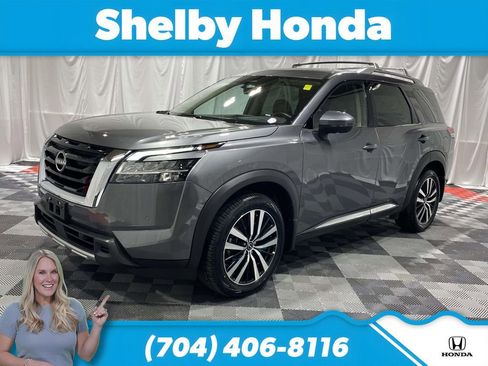 Used 2023 Nissan Pathfinder Platinum AWD/4WD image 1