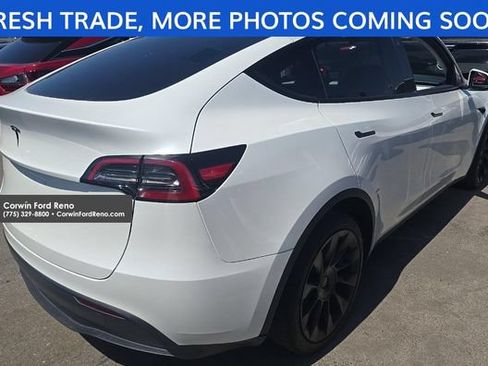 Used 2024 Tesla Model Y Long Range AWD/4WD image 5