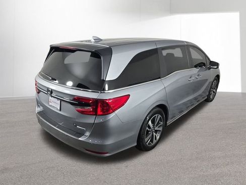 Used 2024 Honda Odyssey Touring image 42