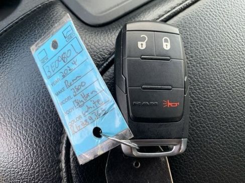 Used 2024 RAM 3500 Big Horn image 32