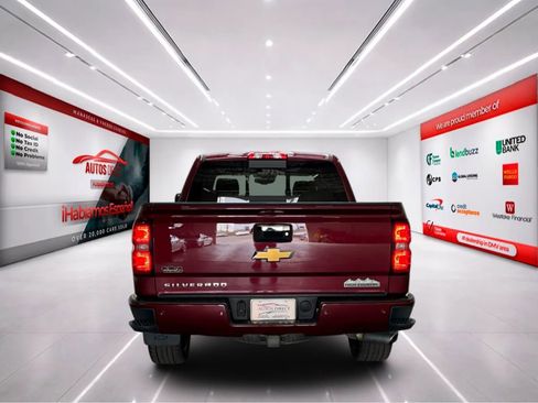 Used 2015 Chevrolet Silverado 1500 High Country w/ High Country Premium Package image 7