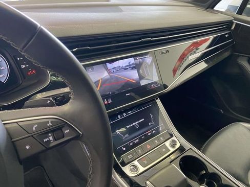 Used 2025 Audi Q7 3.0T Premium Plus image 23