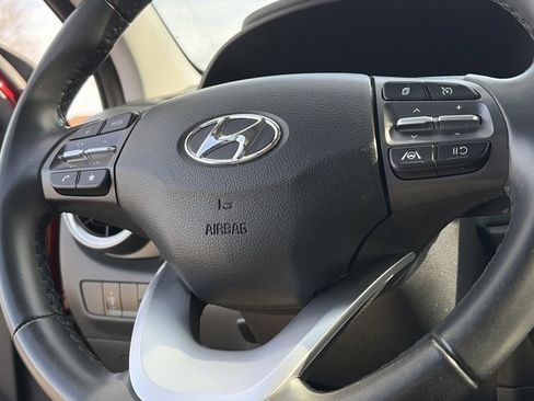 Used 2023 Hyundai Kona SEL image 19