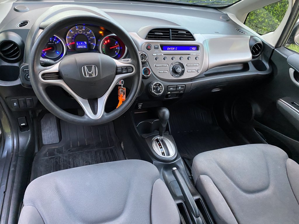 Used 2012 Honda Fit image 29