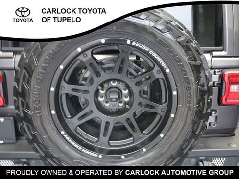 Used 2021 Jeep Wrangler Unlimited Sahara image 34