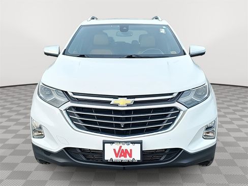 Used 2019 Chevrolet Equinox Premier image 2