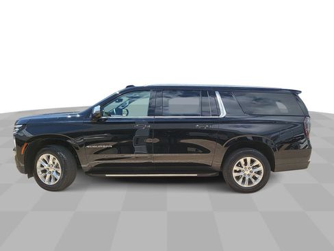 Certified 2025 Chevrolet Suburban Premier AWD/4WD image 5