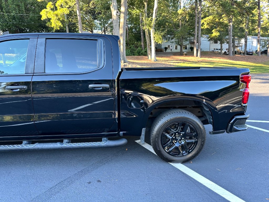 Used 2021 Chevrolet Silverado 1500 Custom w/ Rally Edition RWD image 4