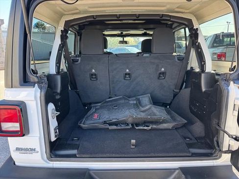 Used 2020 Jeep Wrangler Unlimited Sport S image 10