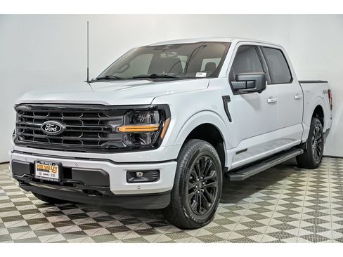Used 2025 Ford F150 XLT w/ Equipment Group 302A MID AWD/4WD image 5