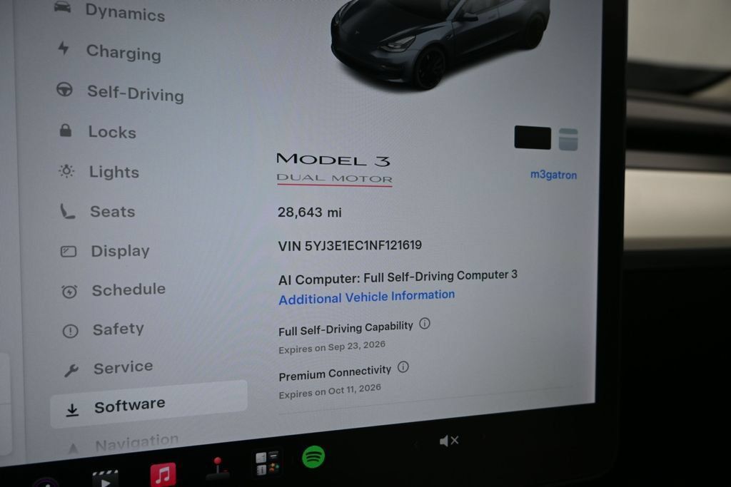 Used 2022 Tesla Model 3 Performance AWD/4WD image 12
