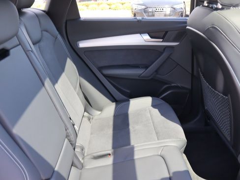 Used 2024 Audi Q5 e Prestige w/ Prestige Package AWD/4WD image 14