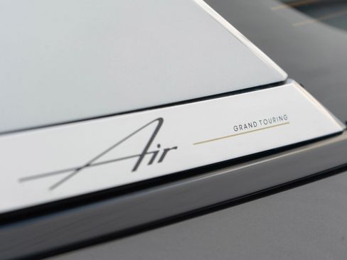 Used 2022 Lucid Air Grand Touring image 6