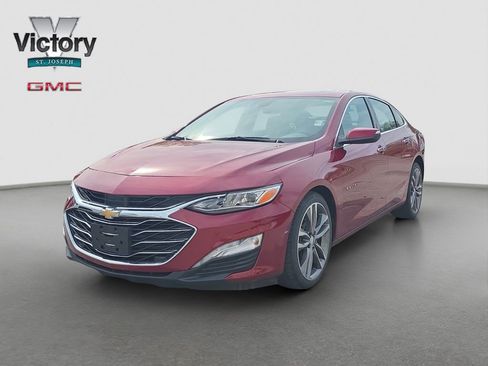 Used 2019 Chevrolet Malibu Premier w/ Sun and Wheel Package FWD image 3