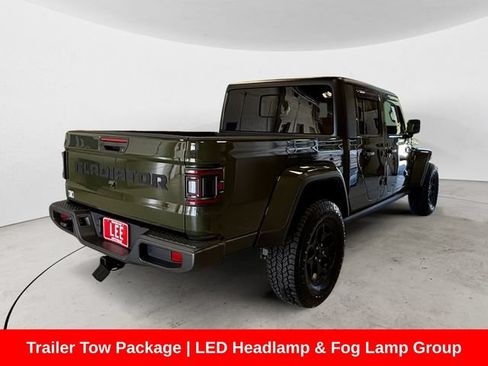Used 2022 Jeep Gladiator Sport AWD/4WD image 6