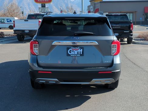 Used 2023 Ford Explorer XLT w/ Equipment Group 202A image 7