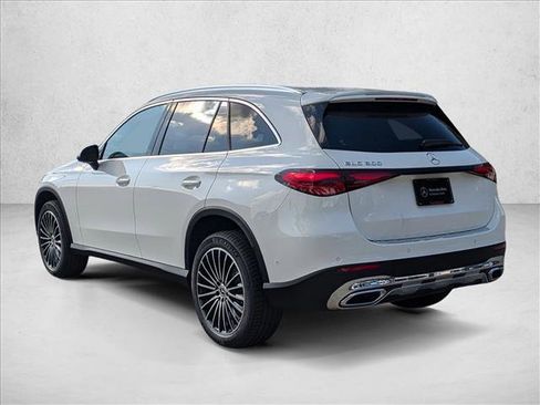 Used 2026 Mercedes-Benz GLC 300 image 7