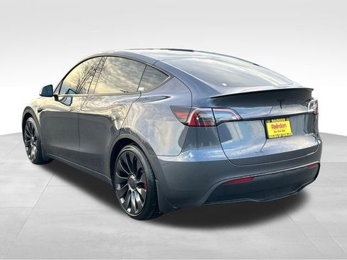 Used 2023 Tesla Model Y Performance image 5