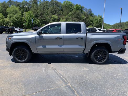 New 2026 Chevrolet Colorado W/T w/ WT Custom Package AWD/4WD image 4