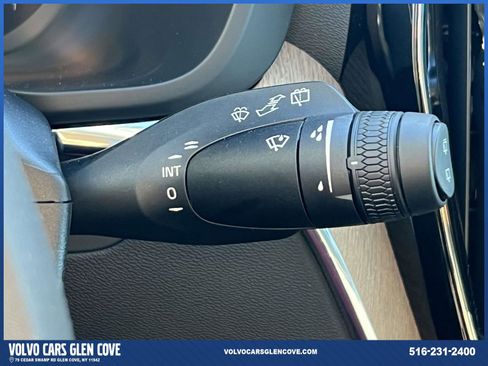 Used 2026 Volvo XC60 B5 Core w/ Climate Package image 24