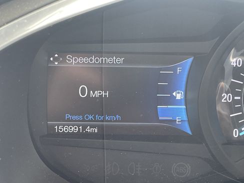 Used 2016 Ford Edge Titanium w/ Equipment Group 302A AWD/4WD image 8
