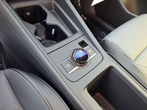 New 2026 Volkswagen Tiguan SE R-Line FWD image 10