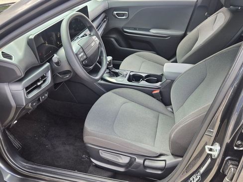 Used 2025 Kia K4 FWD image 10