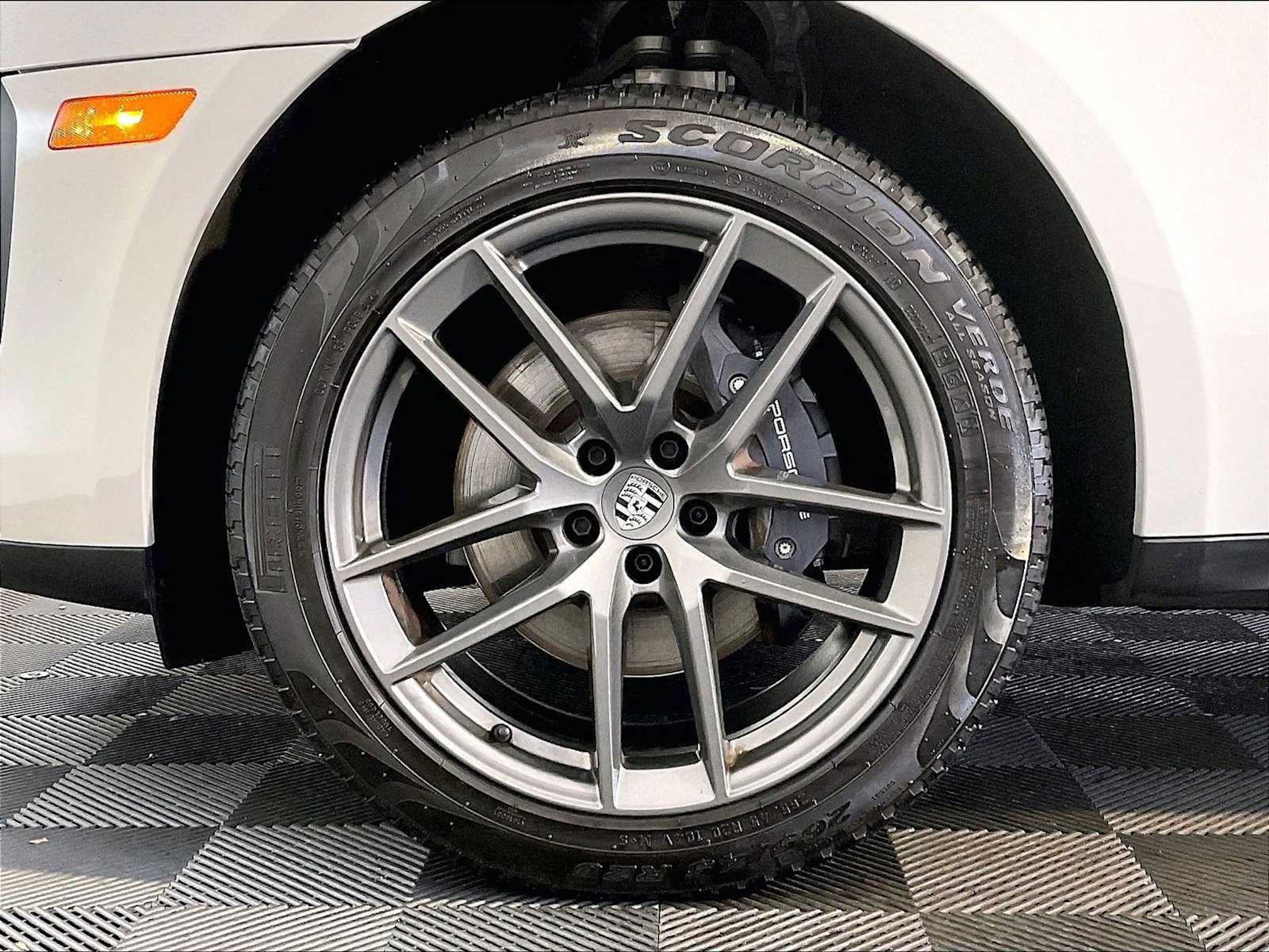 Certified 2025 Porsche Macan Turbo w/ Premium Package Plus AWD/4WD image 11
