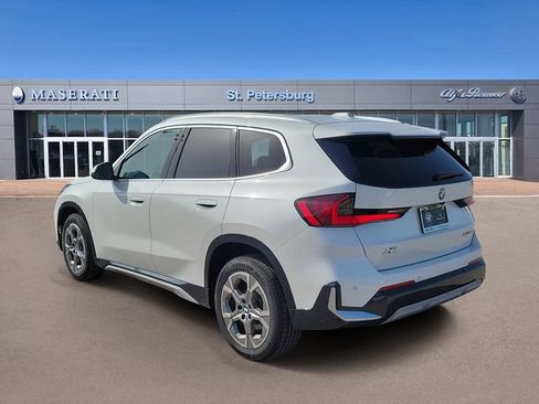 Used 2025 BMW X1 xDrive28i AWD/4WD image 3
