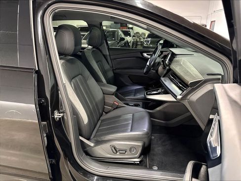 Used 2024 Audi Q4 e-tron Premium Plus w/ Premium Plus AWD/4WD image 10