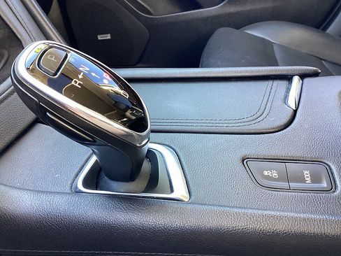 Used 2019 Cadillac XT5 Premium Luxury image 13