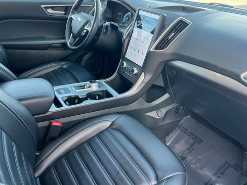 Used 2024 Ford Edge SEL image 14