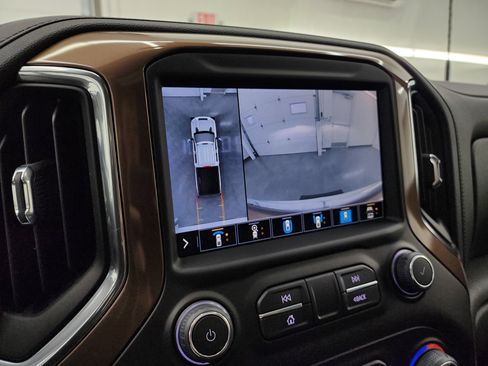 Used 2022 Chevrolet Silverado 2500 High Country w/ Safety Package II image 18