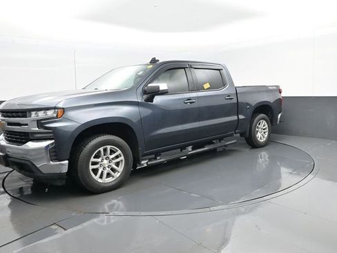 Used 2020 Chevrolet Silverado 1500 LT w/ All-Star Edition AWD/4WD image 2