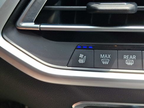 Used 2022 BMW X5 xDrive45e w/ M Sport Package AWD/4WD image 27