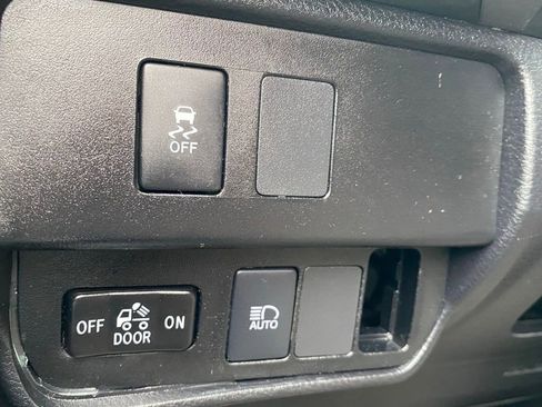 Used 2023 Toyota Tacoma SR5 image 28