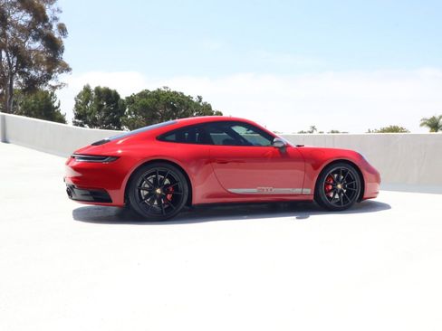 Certified 2024 Porsche 911 Carrera RWD image 8