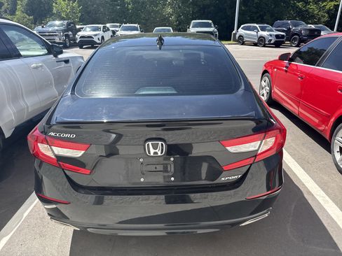 Used 2021 Honda Accord Sport image 8