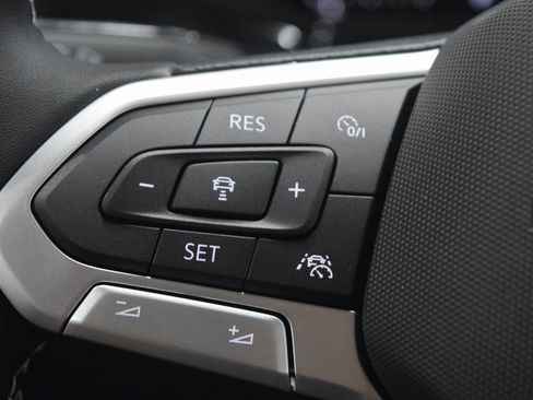 New 2025 Volkswagen Taos S image 15