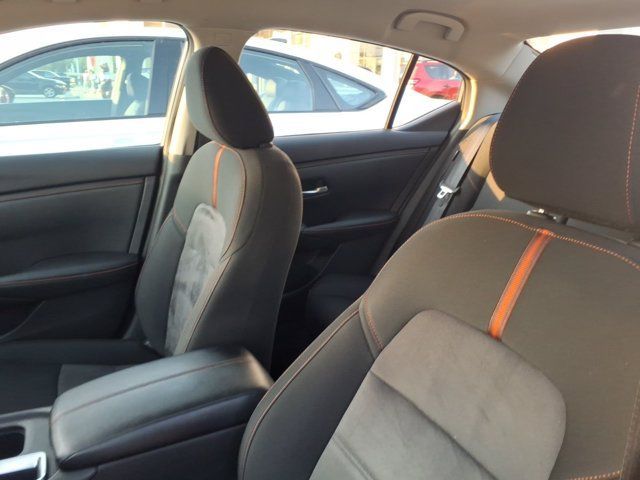 Used 2024 Nissan Sentra SR FWD image 13