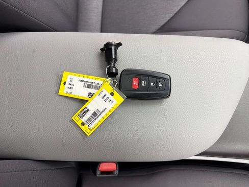 Used 2024 Toyota Camry LE w/ Convenience Package FWD image 33