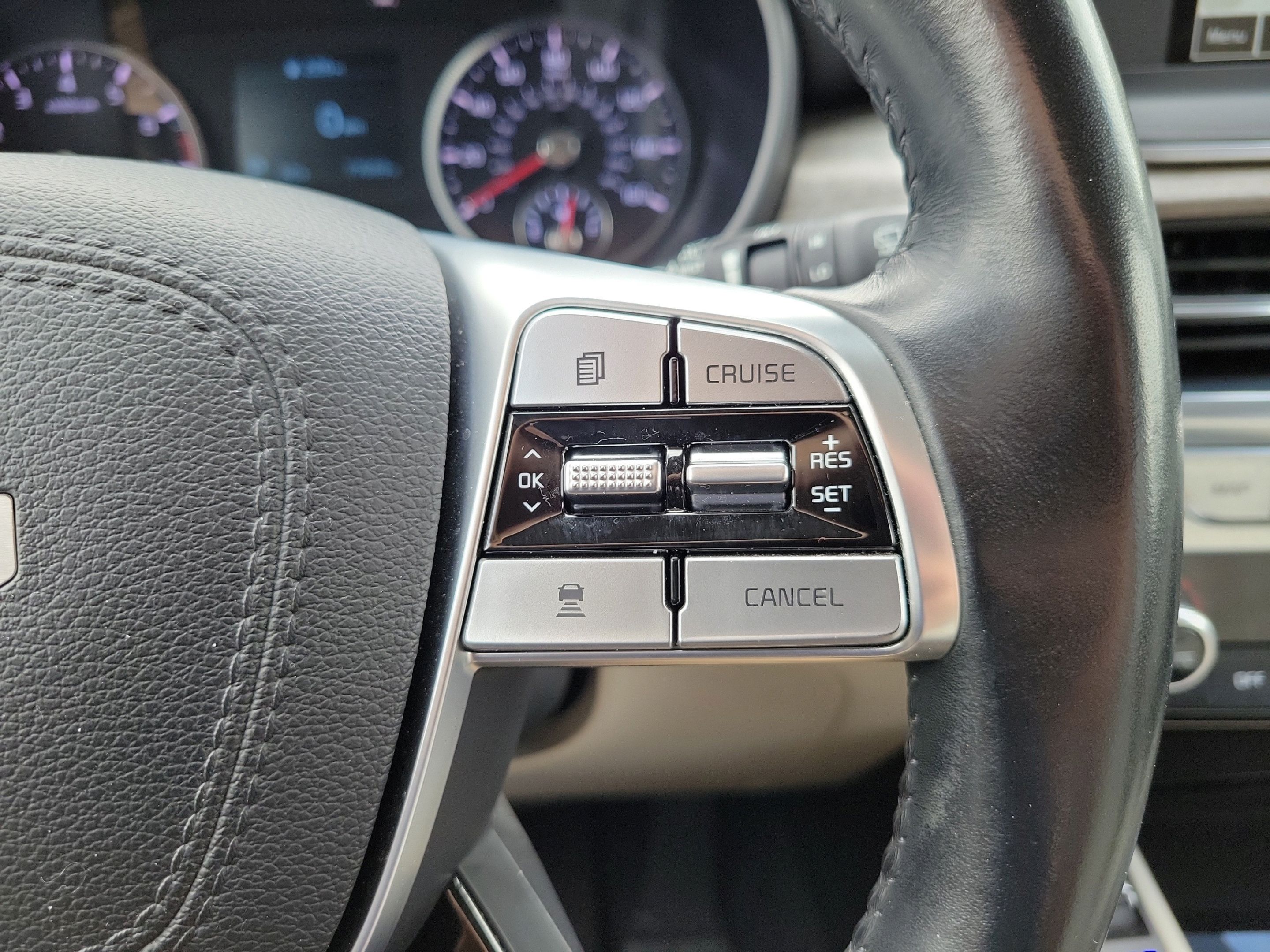 Used 2022 Kia Telluride EX w/ EX Premium Package FWD image 32