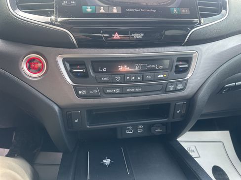 Used 2025 Honda Ridgeline RTL image 34