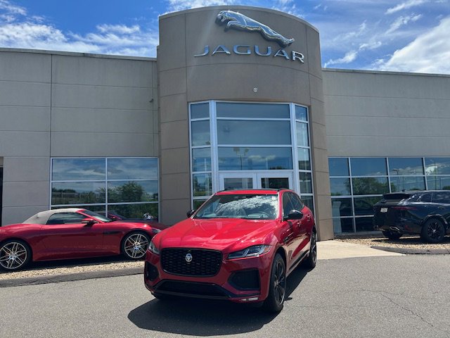 Used 2026 Jaguar F-PACE R-Dynamic S AWD/4WD image 1