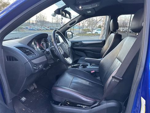 Used 2019 Dodge Grand Caravan GT image 7