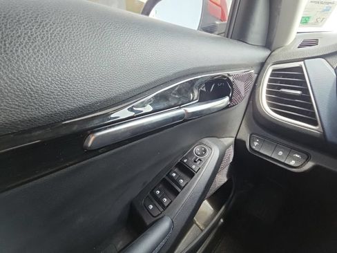 Used 2023 Kia Seltos S w/ Navigation Package AWD/4WD image 29