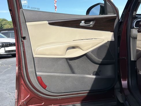 Used 2019 Kia Sorento FWD V6 image 8