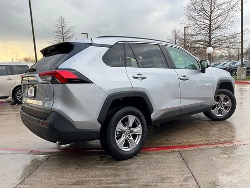 Used 2025 Toyota RAV4 XLE image 6