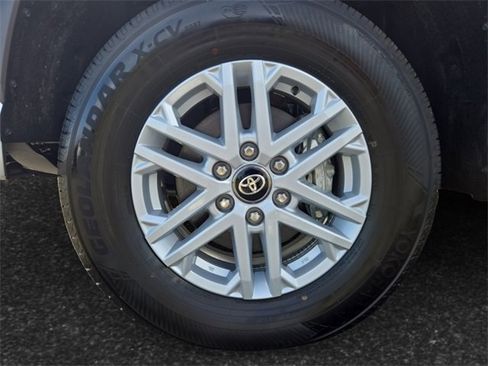 Used 2025 Toyota Tundra SR5 image 4